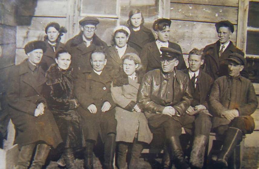 Работники кирпичного завода. 1942-1943 гг.